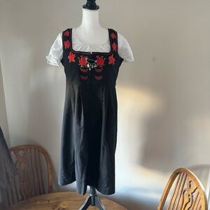 Adult Women’s Dirndl Size M/L Purchased in Germany  
Trivera brand